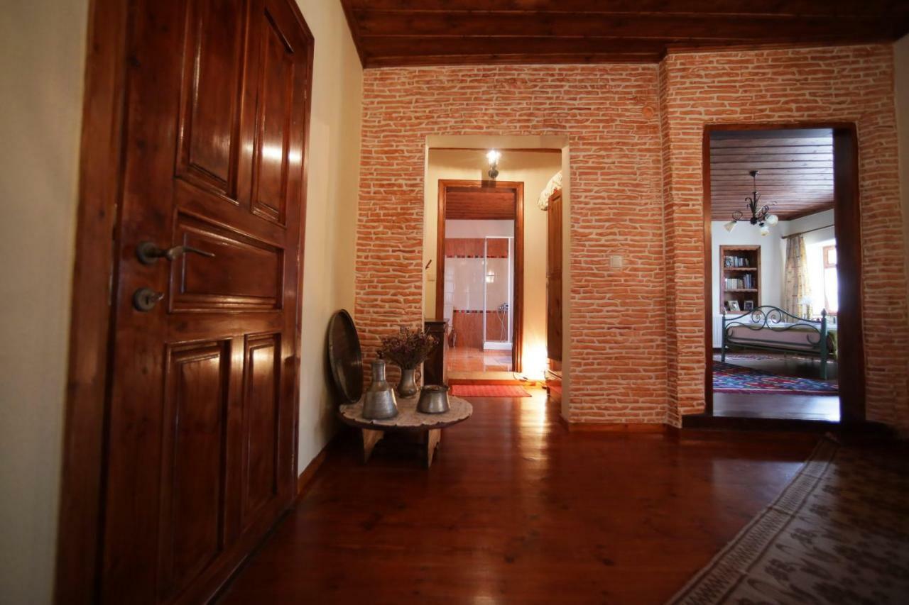 Dora'S House At Agios Germanos Prespes Guest House Ngoại thất bức ảnh