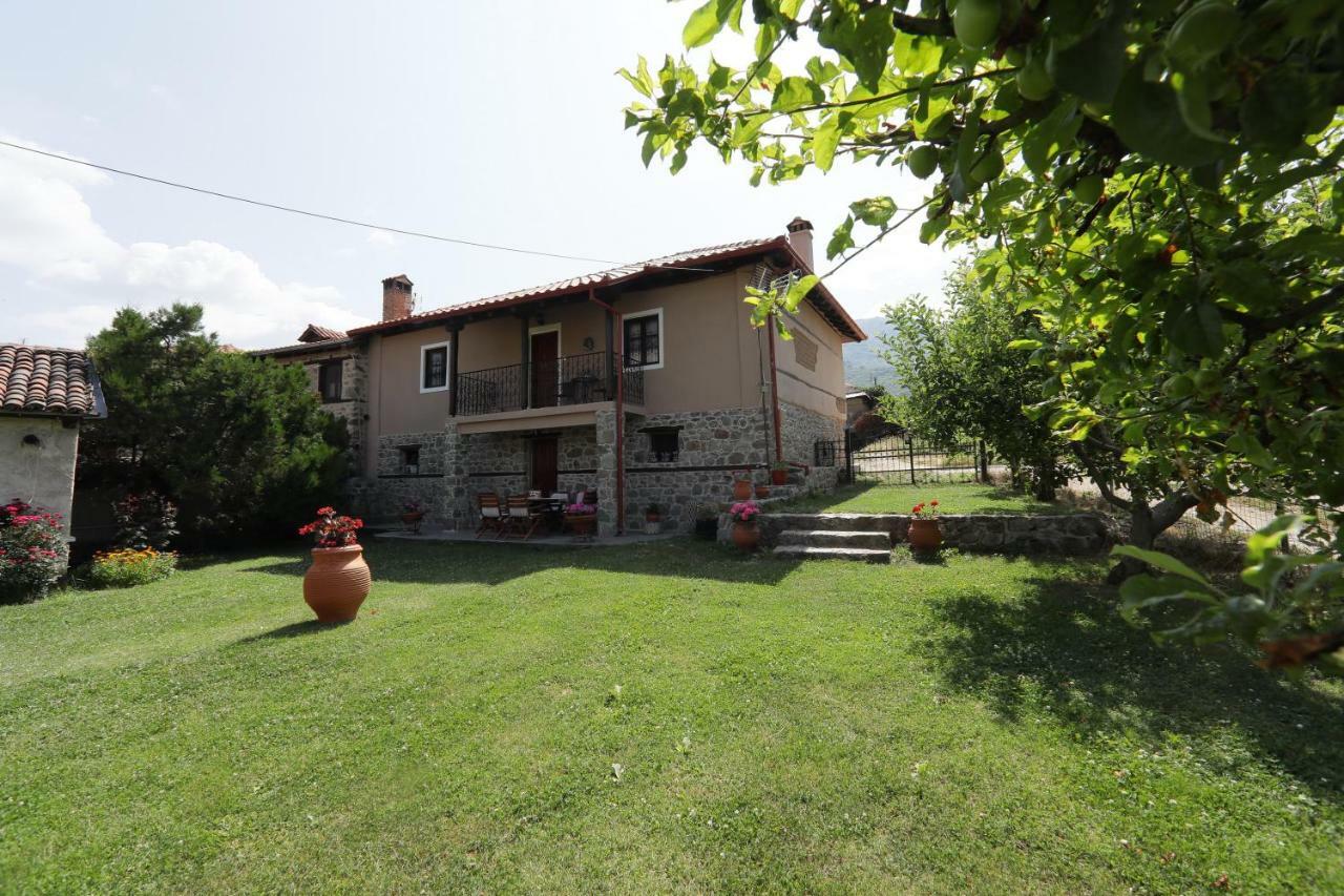 Dora'S House At Agios Germanos Prespes Guest House Ngoại thất bức ảnh