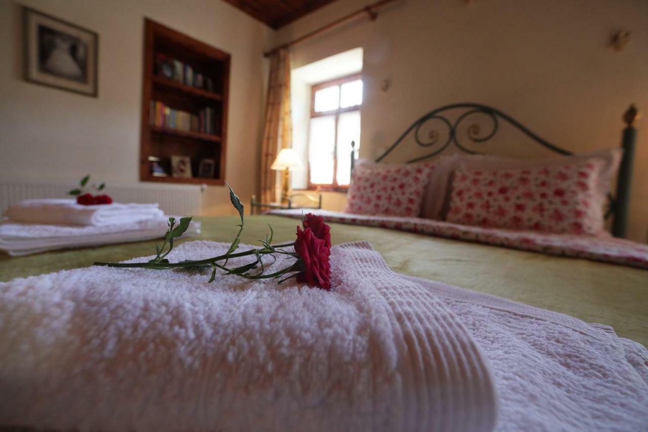 Dora'S House At Agios Germanos Prespes Guest House Ngoại thất bức ảnh