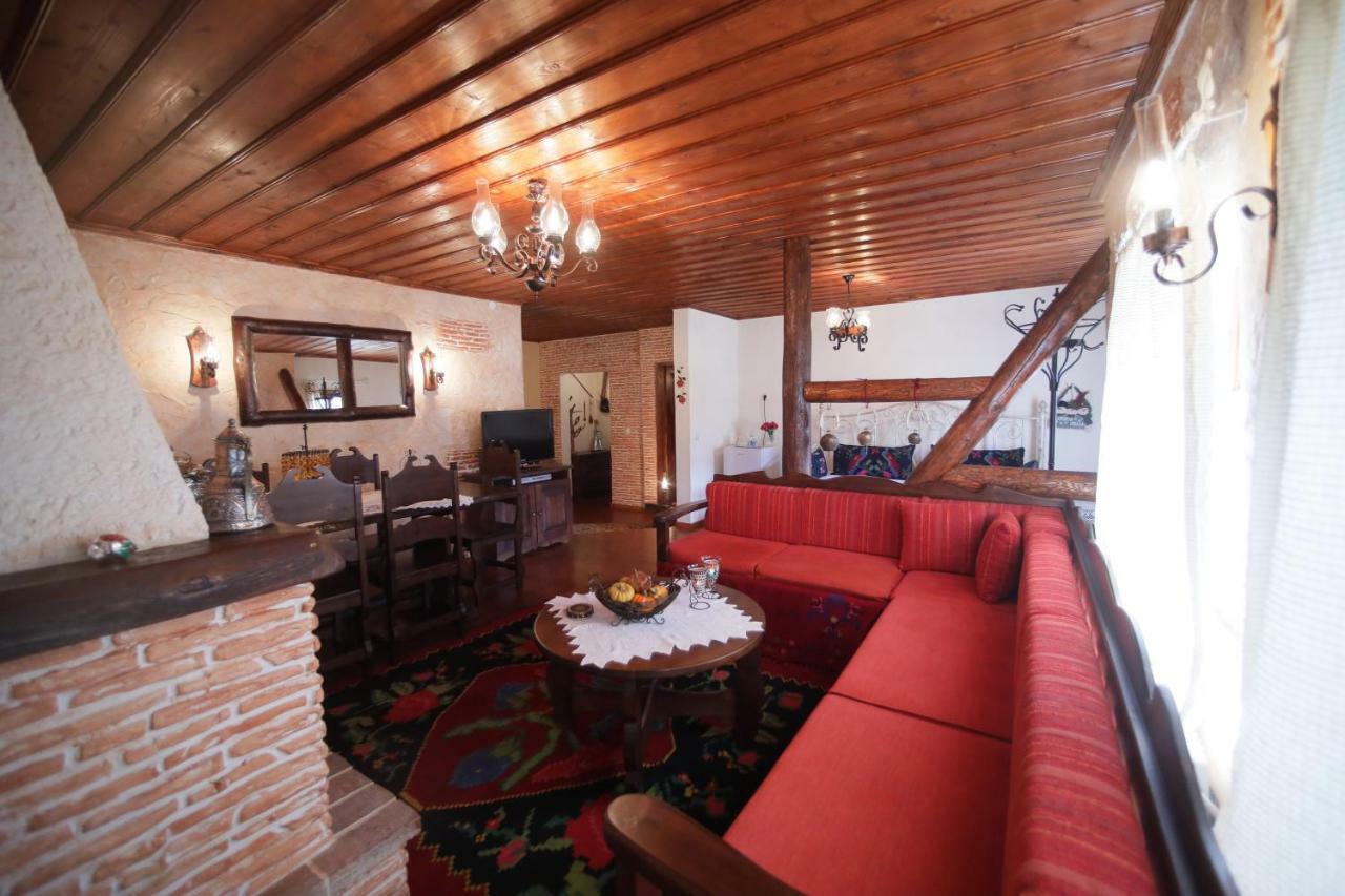 Dora'S House At Agios Germanos Prespes Guest House Ngoại thất bức ảnh