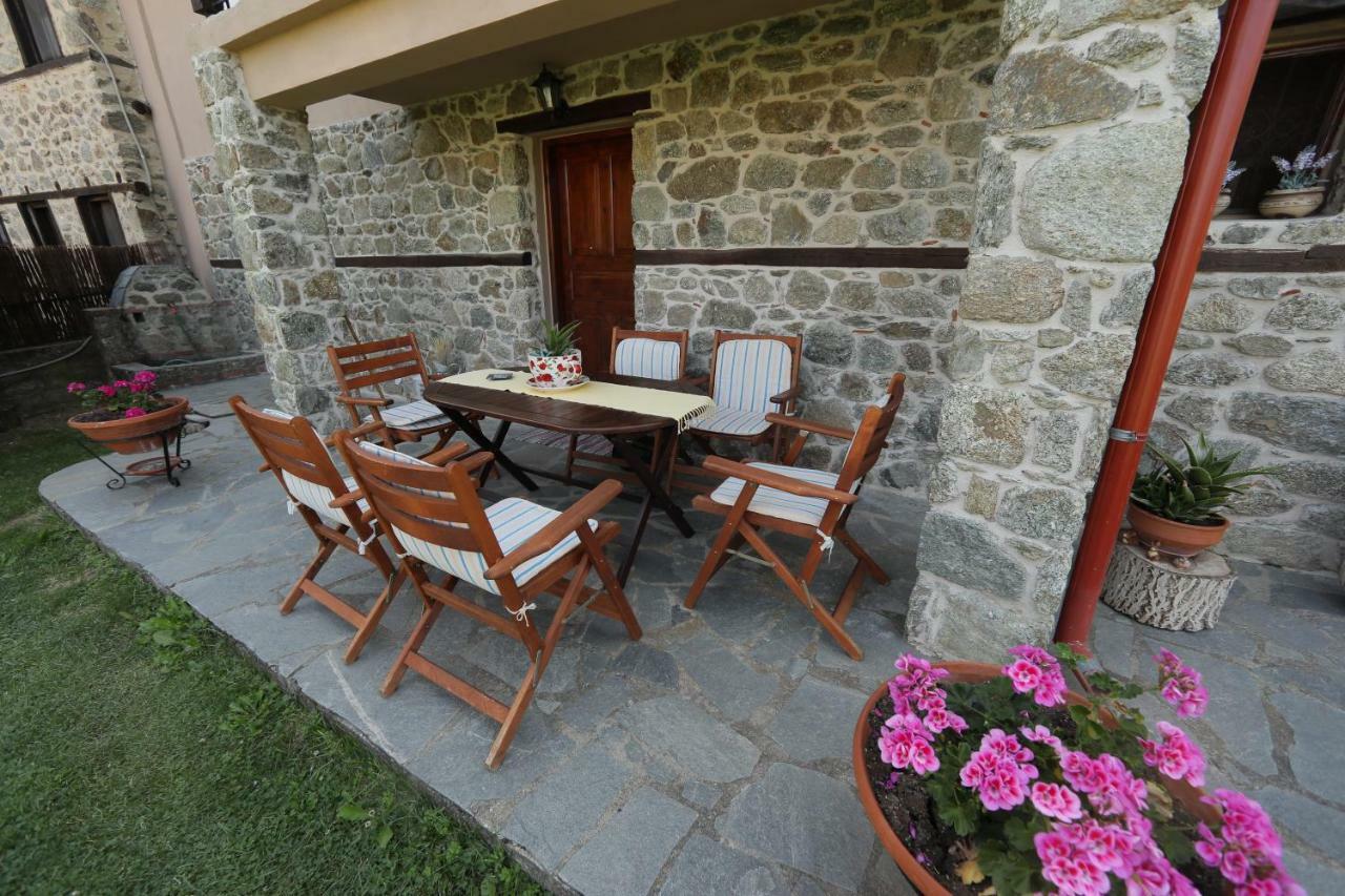 Dora'S House At Agios Germanos Prespes Guest House Ngoại thất bức ảnh