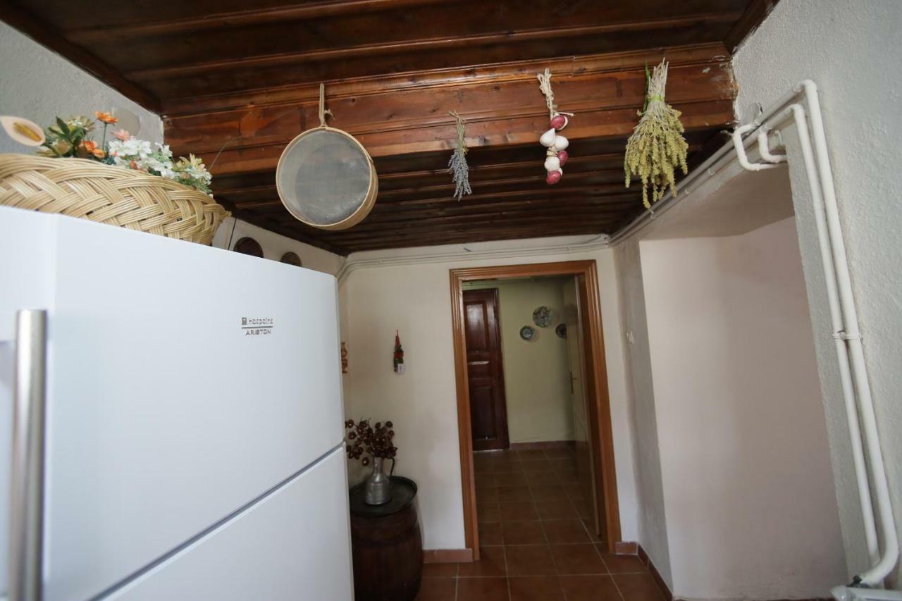Dora'S House At Agios Germanos Prespes Guest House Ngoại thất bức ảnh